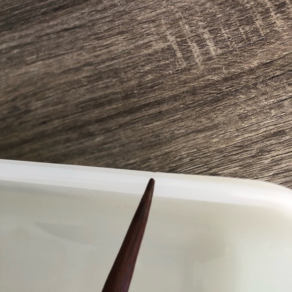 Vtg Milk Glass Baking Dish with Blue Floral Design - Picture 9 of 10